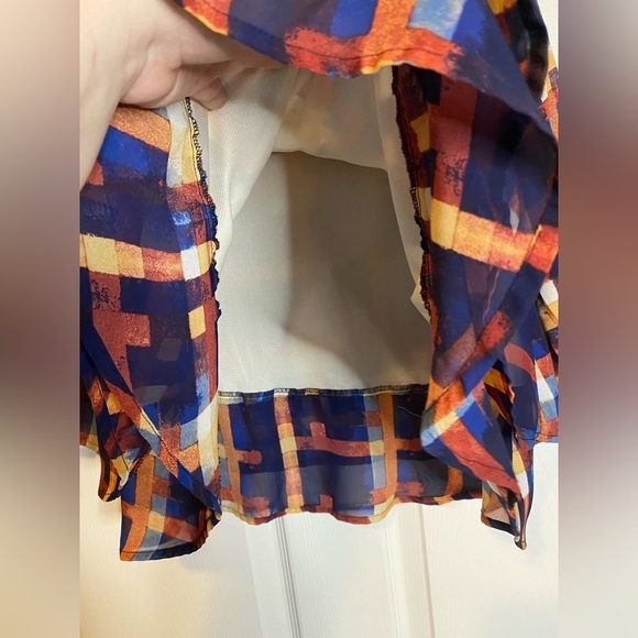 ENERGIE Sheer Layered Top with Geometric Pattern - Small - Picture 5 of 5